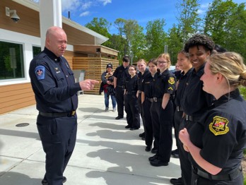  Sheriff Hall speaks with students in our local Criminal Justice Program. 